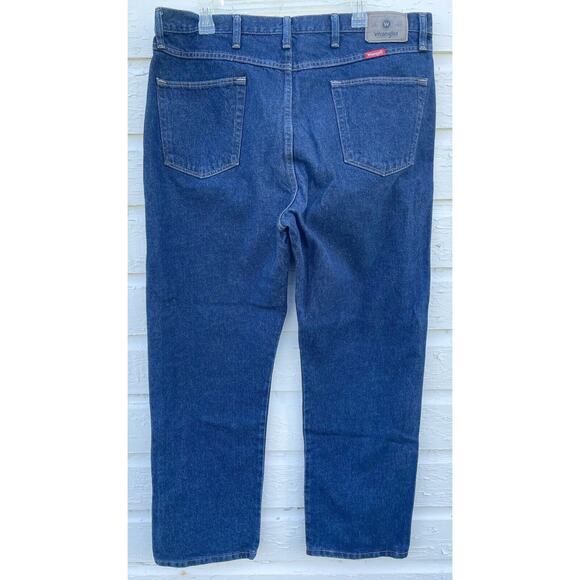 Wrangler Jeans Mens 40x30 Dark Blue Classic Fit Five Star Denim Utility Durable - Picture 3 of 6